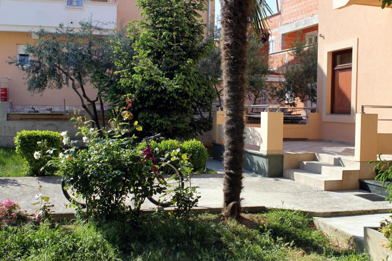 Apartments By The Sea Sukosan, Zadar - 6229 Экстерьер фото