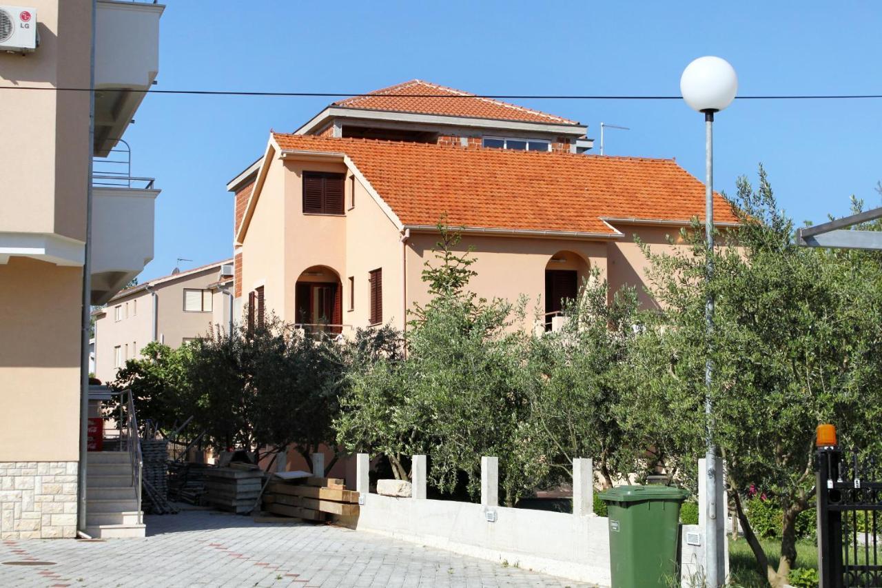 Apartments By The Sea Sukosan, Zadar - 6229 Экстерьер фото