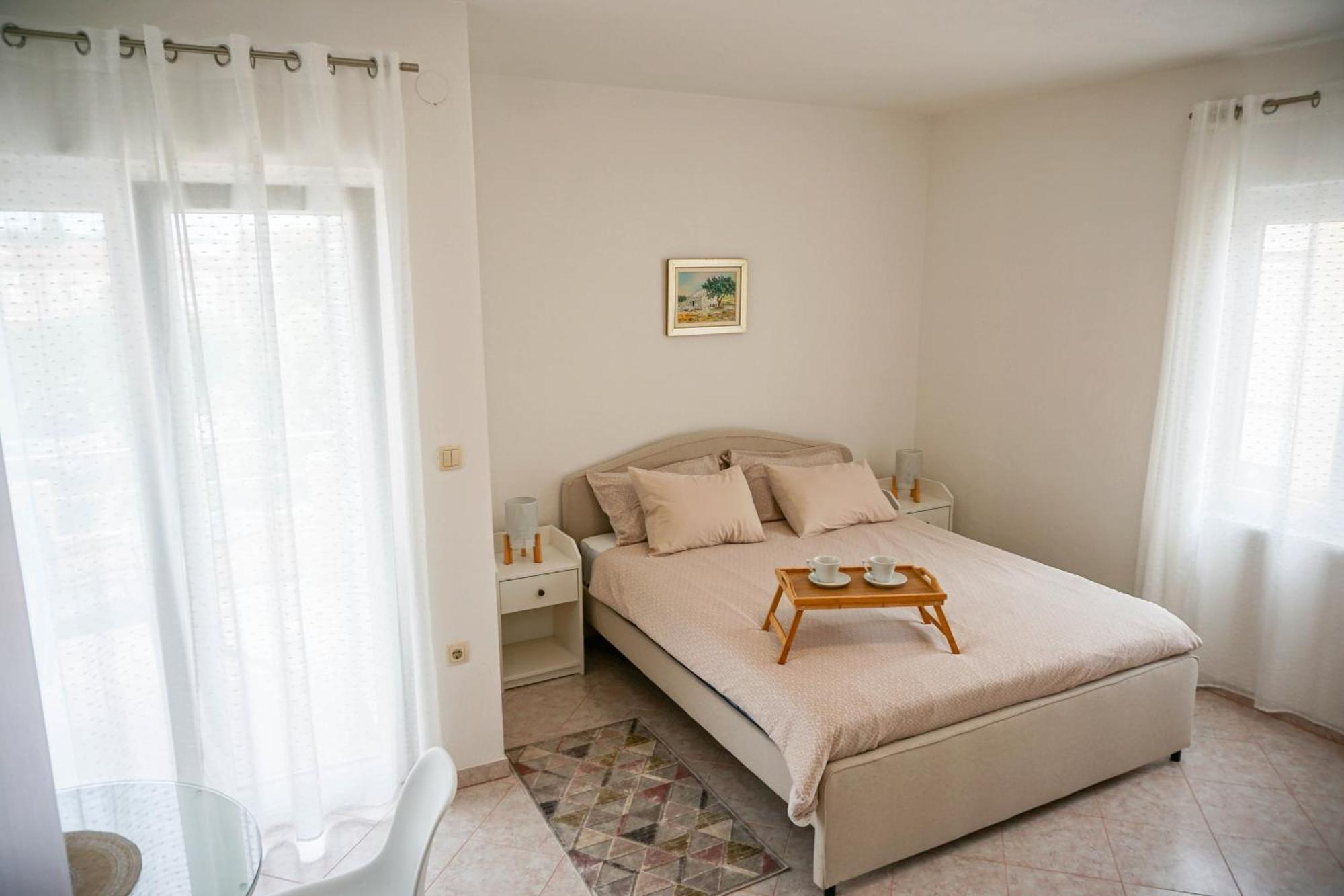 Apartments By The Sea Sukosan, Zadar - 6229 Экстерьер фото